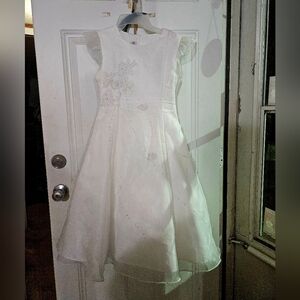 Girls White Flower Girl/formal Dress!